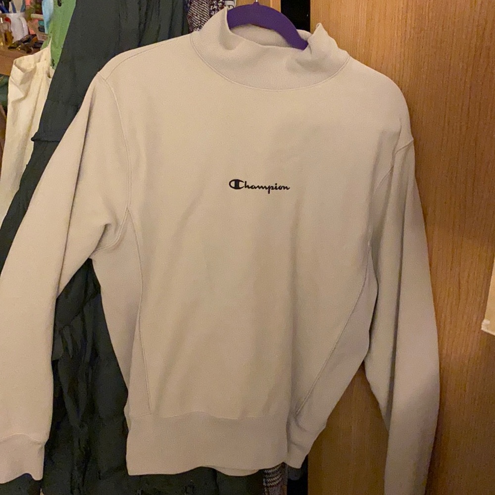 Champion mock neck reverse weave sweatshirt!